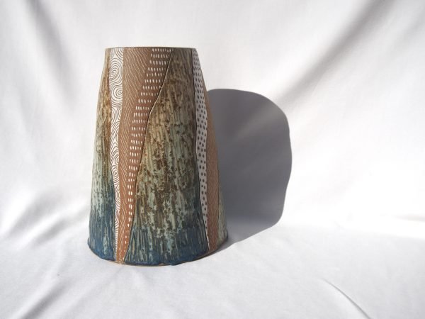 26. Vase Abstract